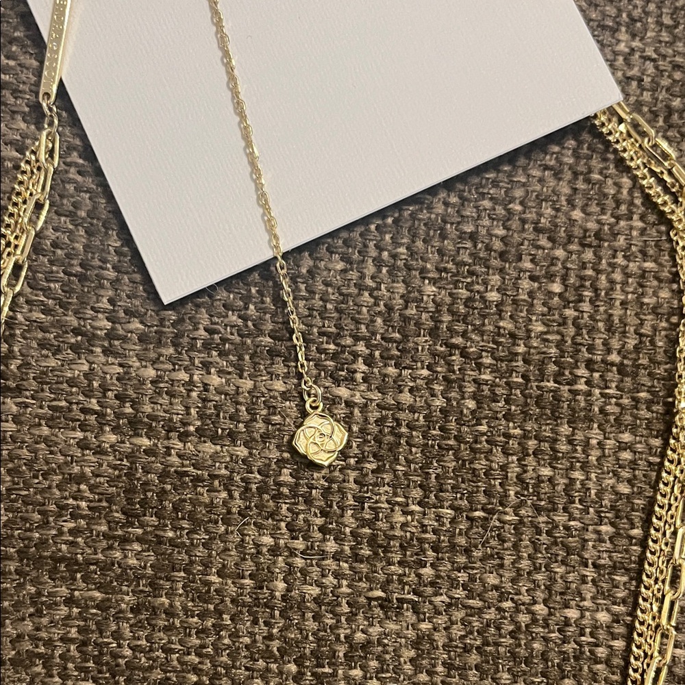 Kendra Scott mini Elisa triple strand necklace - Picture 3 of 9
